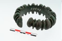 Foto von Bronzearmreif (NHMW-PRAE-023647)
